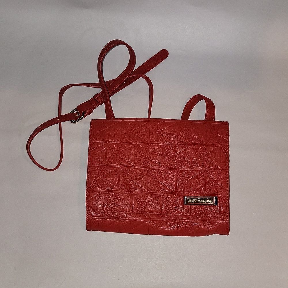Hank & Henry Red Shimmer Crossbody Handbag • Adjustable Shoulder Strap
